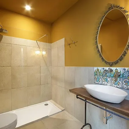 Nocleg ze śniadaniem Sikuli E Sikani 4*